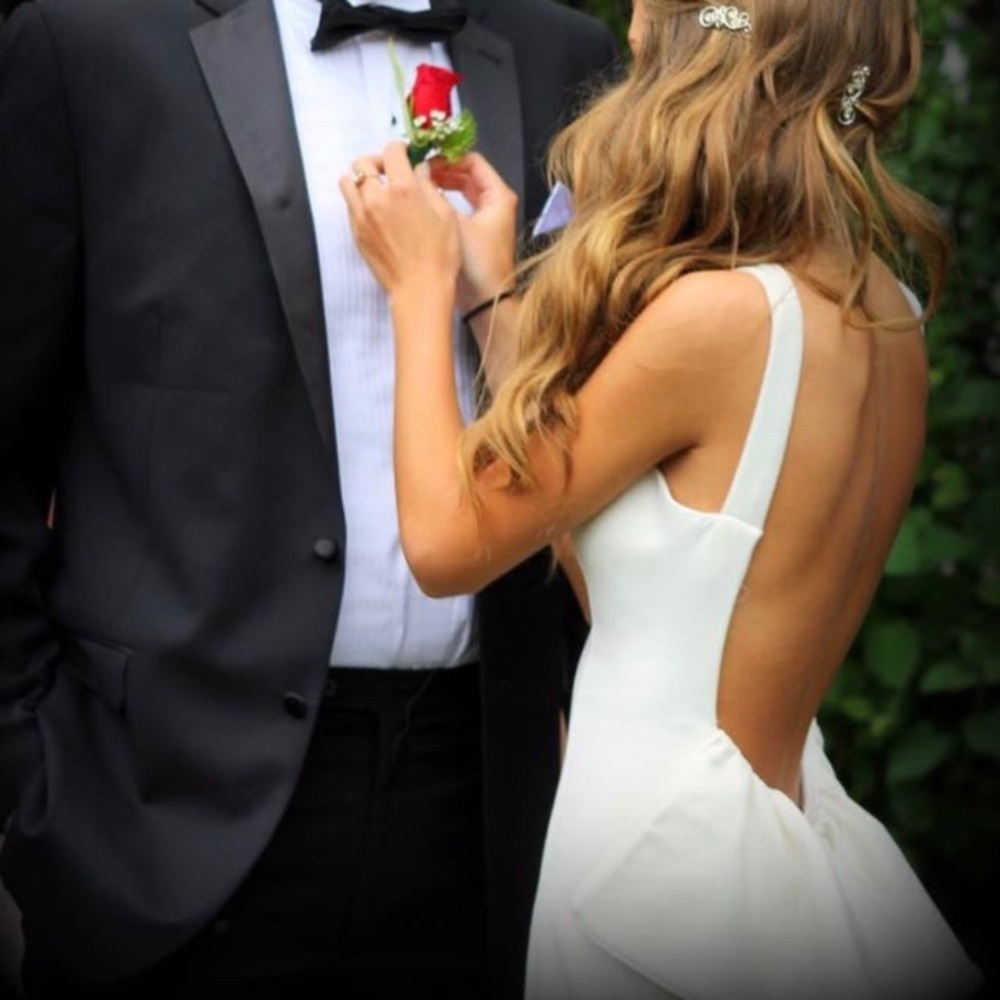 BACKLESS WHITE PROM DRESS